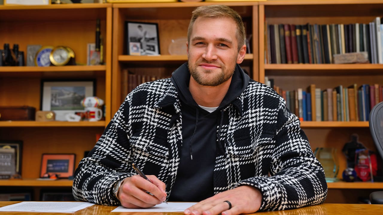 nfl contract signing